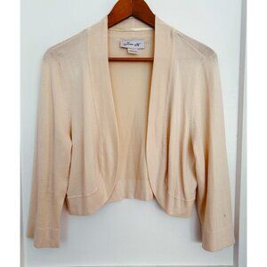 BNWOT Cream Bolero Shrug with 3/4 Sleeves Size Large